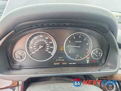Zdjęcie 9 z 13 samochodu: 2017 BMW X5 SDRIVE35I VIN:5UXKR2C5XH0U19923 - miniatura
