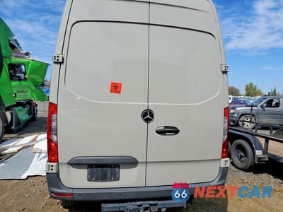 Zdjęcie 6 z 13 samochodu: 2024 MERCEDES-BENZ SPRINTER 2500 VIN:W1W4NBVY0RT176091 - miniatura