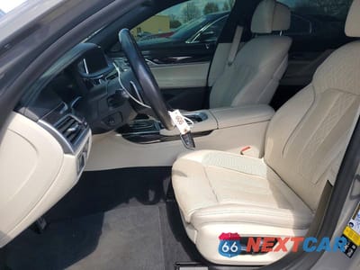 Zdjęcie 7 z 12 samochodu: 2021 BMW 740 XI VIN:WBA7T4C05MCG08402 - miniatura