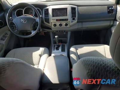 Zdjęcie 8 z 12 samochodu: 2011 TOYOTA TACOMA PRERUNNER V6 VIN:3TMKU4HN6BM027093 - miniatura