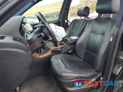 Zdjęcie 7 z 14 samochodu: 2001 BMW X5 VIN:WBAFB33571LH23177 - miniatura