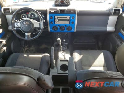 Zdjęcie 8 z 14 samochodu: 2007 TOYOTA FJ CRUISER BASE VIN:JTEBU11F570098311 - miniatura