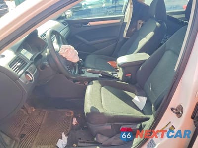 Zdjęcie 7 z 11 samochodu: 2013 VOLKSWAGEN PASSAT S VIN:1VWAP7A38DC080554 - miniatura