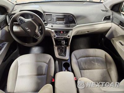 Zdjęcie 8 z 12 samochodu: 2017 HYUNDAI ELANTRA SE VIN:KMHD74LF0HU403867 - miniatura
