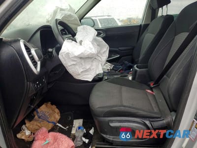 Zdjęcie 7 z 12 samochodu: 2020 KIA SOUL S VIN:KNDJ23AU9L7013245 - miniatura