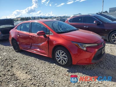 Czwarte zdjęcie samochodu z boku: 2020 TOYOTA COROLLA LE VIN:5YFEPRAE0LP099834 - miniatura