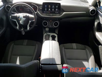 Zdjęcie 8 z 14 samochodu: 2026 CHEVROLET BLAZER 2LT VIN:3GNKBHR4XTS141007 - miniatura