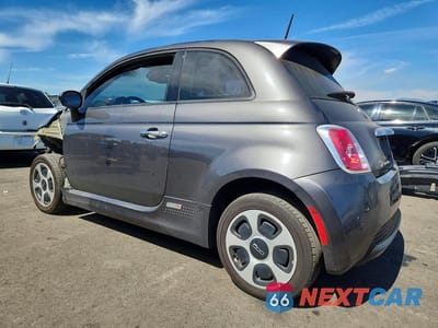 Drugie zdjęcie samochodu z przodu: 2015 FIAT 500 ELECTRIC VIN:3C3CFFGE1FT623188 - miniatura
