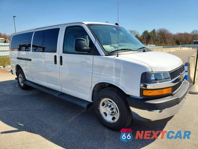 Czwarte zdjęcie samochodu z boku: 2023 CHEVROLET EXPRESS G3500 LT VIN:1GAZGPFPXP1259608 - miniatura
