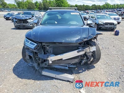 Piąte zdjęcie samochodu w środku: 2018 AUDI SQ5 PRESTIGE VIN:WA1C4AFY5J2141084 - miniatura