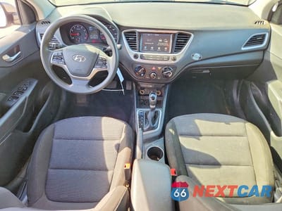 Zdjęcie 8 z 12 samochodu: 2022 HYUNDAI ACCENT SEL VIN:3KPC24A64NE188134 - miniatura