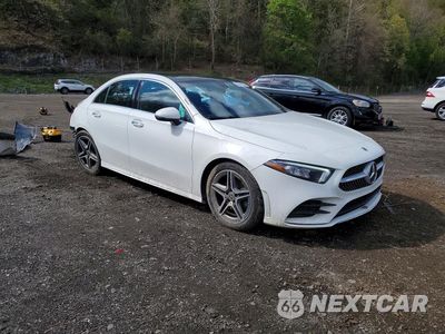 Czwarte zdjęcie samochodu z boku: 2022 MERCEDES-BENZ A 220 4MATIC VIN:W1K3G4FB5NJ364589 - miniatura