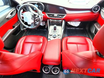 Zdjęcie 8 z 12 samochodu: 2018 ALFA ROMEO GIULIA Q4 VIN:ZARFAEDN1J7588192 - miniatura