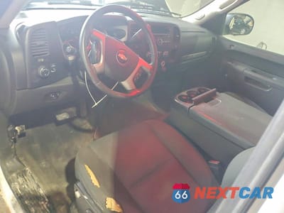 Zdjęcie 8 z 11 samochodu: 2013 CHEVROLET SILVERADO K2500 HEAVY DUTY LT VIN:1GC2KXCG0DZ206120 - miniatura