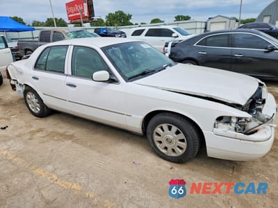 Czwarte zdjęcie samochodu z boku: 2003 MERCURY GRAND MARQUIS LS VIN:2MEFM75W33X669419 - miniatura