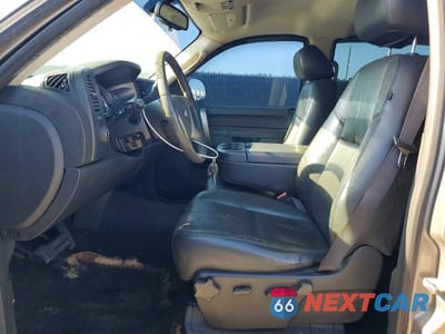 Zdjęcie 7 z 12 samochodu: 2012 CHEVROLET SILVERADO K1500 LT VIN:3GCPKSE75CG259304 - miniatura