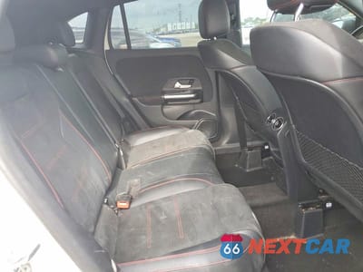 Zdjęcie 10 z 12 samochodu: 2021 MERCEDES-BENZ GLA 250 VIN:W1N4N4GB1MJ310880 - miniatura