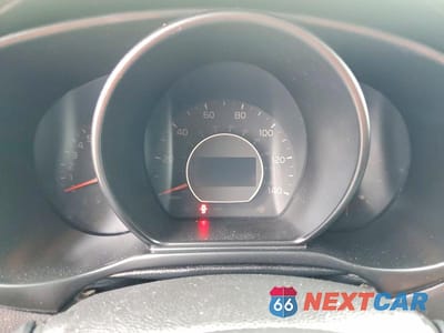 Zdjęcie 9 z 12 samochodu: 2016 KIA SOUL + VIN:KNDJP3A56G7307203 - miniatura