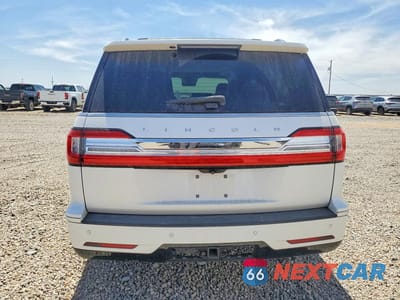 Zdjęcie 6 z 13 samochodu: 2019 LINCOLN NAVIGATOR L RESERVE VIN:5LMJJ3LT1KEL05045 - miniatura