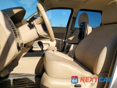 Zdjęcie 7 z 13 samochodu: 2010 FORD ESCAPE LIMITED VIN:1FMCU0E7XAKA43012 - miniatura