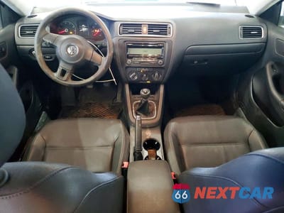 Zdjęcie 8 z 12 samochodu: 2011 VOLKSWAGEN JETTA SE VIN:3VWBX7AJ6BM387798 - miniatura