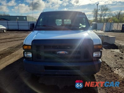 Piąte zdjęcie samochodu w środku: 2013 FORD ECONOLINE E250 VAN VIN:1FTNE2EW7DDB28007 - miniatura