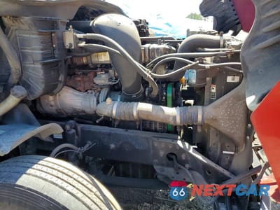 Zdjęcie 9 z 10 samochodu: 2015 FREIGHTLINER CASCADIA SEMI TRUCK VIN:3AKJGLD59FSGB3339 - miniatura