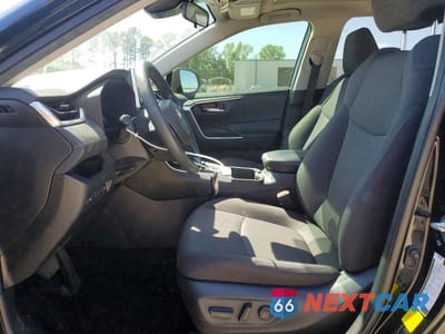 Zdjęcie 7 z 14 samochodu: 2023 TOYOTA RAV4 XLE VIN:JTMW1RFV0PD098349 - miniatura