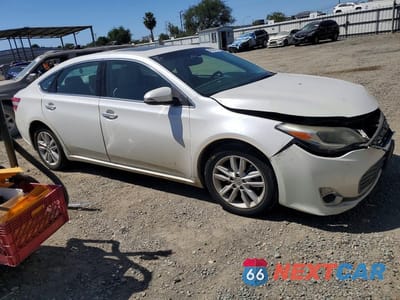 Czwarte zdjęcie samochodu z boku: 2014 TOYOTA AVALON XLE PREMIUM VIN:4T1BK1EB6EU125860 - miniatura
