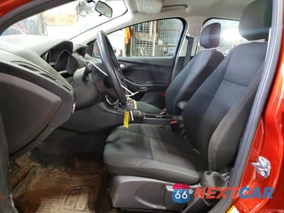 Zdjęcie 7 z 12 samochodu: 2018 FORD FOCUS SE VIN:1FADP3FE6JL254741 - miniatura