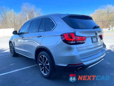 Trzecie zdjęcie samochodu z tyłu: 2017 BMW X5 XDRIVE35I VIN:5UXKR0C57H0V66589 - miniatura