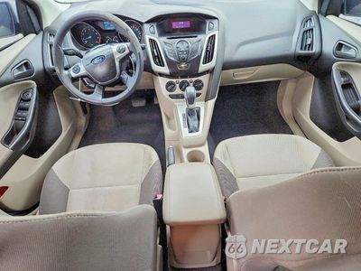 Zdjęcie 8 z 12 samochodu: 2012 FORD FOCUS SE VIN:1FAHP3K25CL141945 - miniatura
