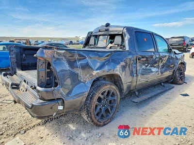 Trzecie zdjęcie samochodu z tyłu: 2024 RAM 1500 LARAMIE VIN:1C6SRFJT4RN124726 - miniatura