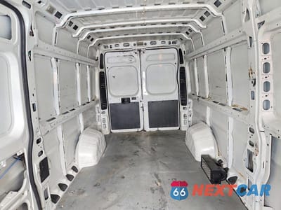 Zdjęcie 10 z 14 samochodu: 2015 RAM PROMASTER 3500 3500 HIGH VIN:3C6URVJGXFE506748 - miniatura