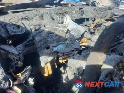 Zdjęcie 9 z 12 samochodu: 2005 JEEP GRAND CHEROKEE LAREDO VIN:1J4GS48K35C691885 - miniatura