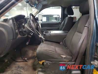 Zdjęcie 7 z 11 samochodu: 2012 GMC SIERRA K2500 SLE VIN:1GT220EG6CZ119891 - miniatura