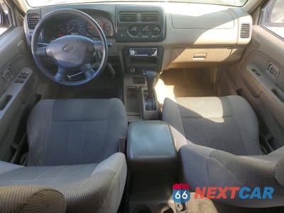 Zdjęcie 8 z 11 samochodu: 2001 NISS FRONTIER XE VIN:1N6ED27TX1C315357 - miniatura