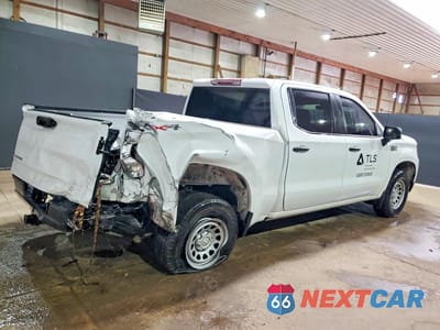 Trzecie zdjęcie samochodu z tyłu: 2022 CHEVROLET SILVERADO K1500 VIN:3GCUDAEDXNG552700 - miniatura