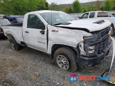 Czwarte zdjęcie samochodu z boku: 2024 CHEVROLET SILVERADO K3500 VIN:1GC3YSE7XRF371023 - miniatura