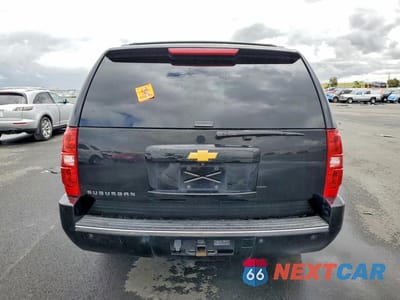 Zdjęcie 6 z 13 samochodu: 2013 CHEVROLET SUBURBAN C1500 LTZ VIN:1GNSCKE07DR367698 - miniatura