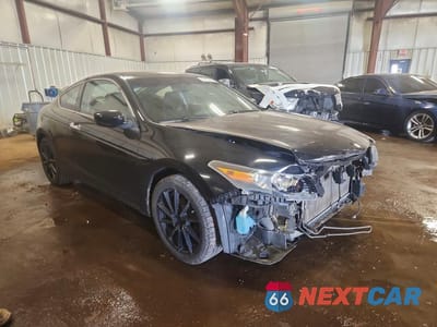 Czwarte zdjęcie samochodu z boku: 2009 HONDA ACCORD EXL VIN:1HGCS22859A003992 - miniatura