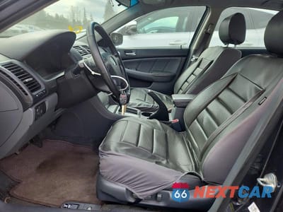 Zdjęcie 7 z 12 samochodu: 2004 HONDA ACCORD EX VIN:1HGCM66514A025126 - miniatura