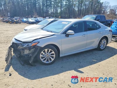 2024 TOYOTA CAMRY LE 4T1C11BK9RU111422 - główne zdjęcie licytacji z USA - miniatura