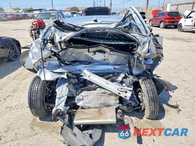 Zdjęcie 6 z 13 samochodu: 2018 TOYOTA PRIUS VIN:JTDKBRFU9J3602459 - miniatura