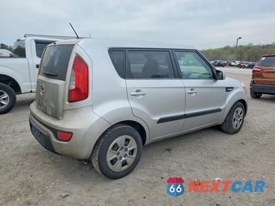 Trzecie zdjęcie samochodu z tyłu: 2012 KIA SOUL BASE VIN:KNDJT2A51C7449894 - miniatura