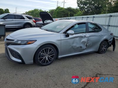 2022 TOYOTA CAMRY SE 4T1S11AK7NU050191 - główne zdjęcie licytacji z USA - miniatura