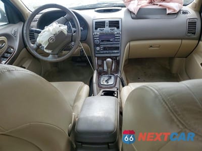 Zdjęcie 8 z 12 samochodu: 2002 NISSAN MAXIMA GXE VIN:JN1DA31D22T409526 - miniatura