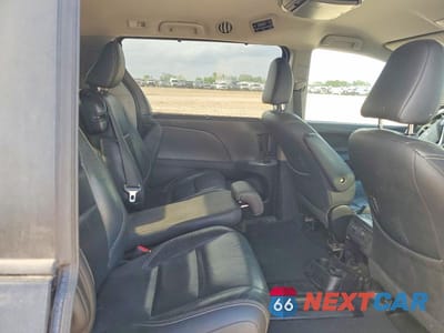 Zdjęcie 11 z 13 samochodu: 2018 TOYOTA SIENNA SE 8-PASSENGER VIN:5TDXZ3DCXJS916130 - miniatura