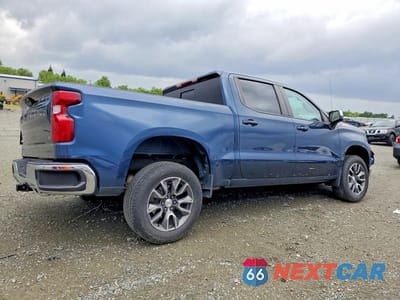 Trzecie zdjęcie samochodu z tyłu: 2021 CHEVROLET SILVERADO K1500 LT VIN:3GCUYDED5MG483225 - miniatura