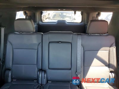 Zdjęcie 10 z 13 samochodu: 2022 CHEVROLET TAHOE K1500 LT VIN:1GNSKNKD9NR200501 - miniatura